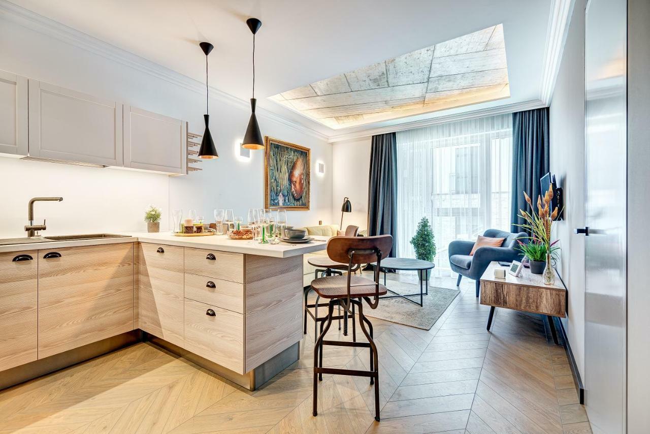 Happy Inn Presidential, Self Check-In, Parking In The Underground Garage Vilnius Exterior photo